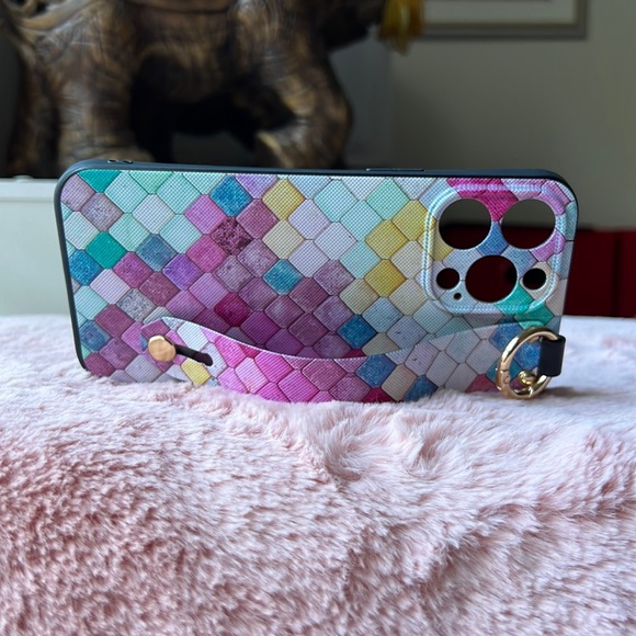 For iPhone 14,14 plus,14 pro,14 pro max phone case with wrist strap kickstand - Picture 4 of 10